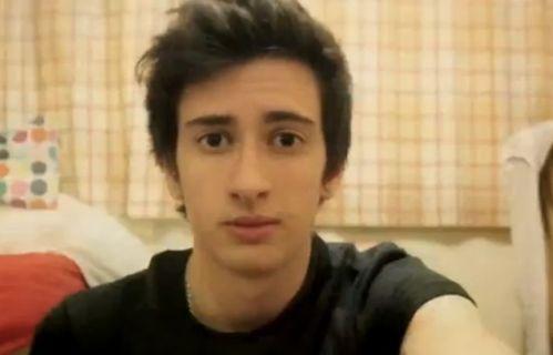 国产自拍男鸭视频